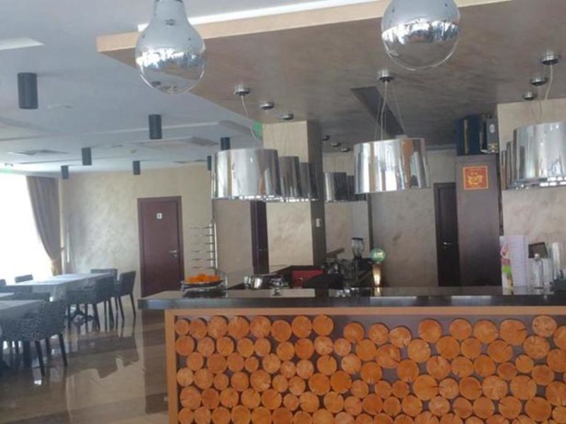 Boutique Rose Gardens 179749