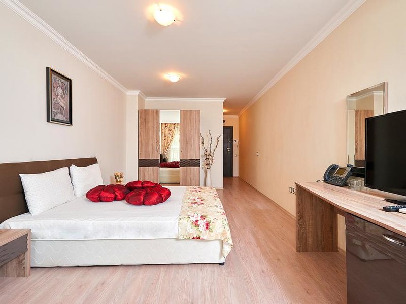 Boutique Rose Gardens 179750