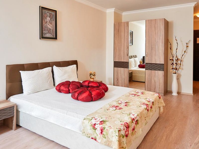 Boutique Rose Gardens 179751