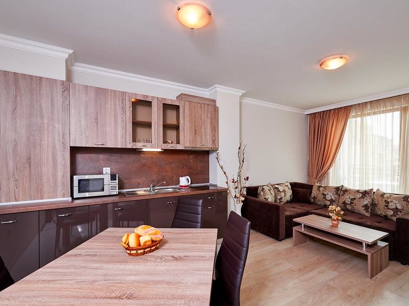 Boutique Rose Gardens 179756