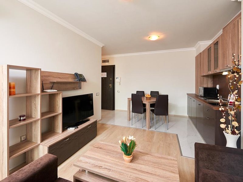 Boutique Rose Gardens 179757