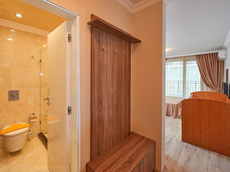 Boutique Rose Gardens 179763