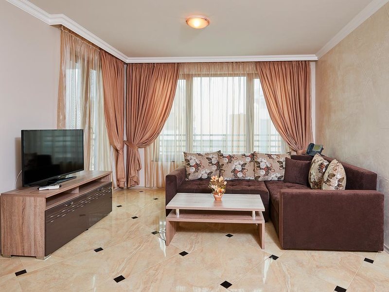 Boutique Rose Gardens 179765