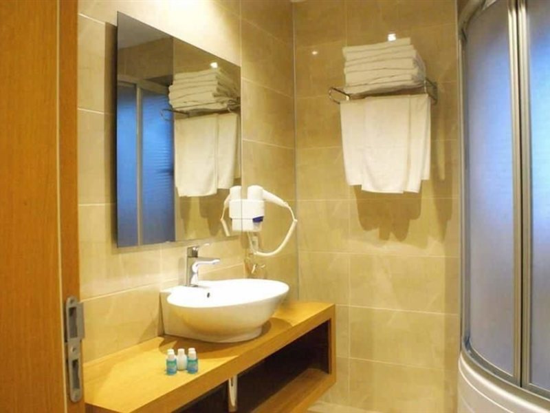 Breeze Bodrum Beach Hotel 275957