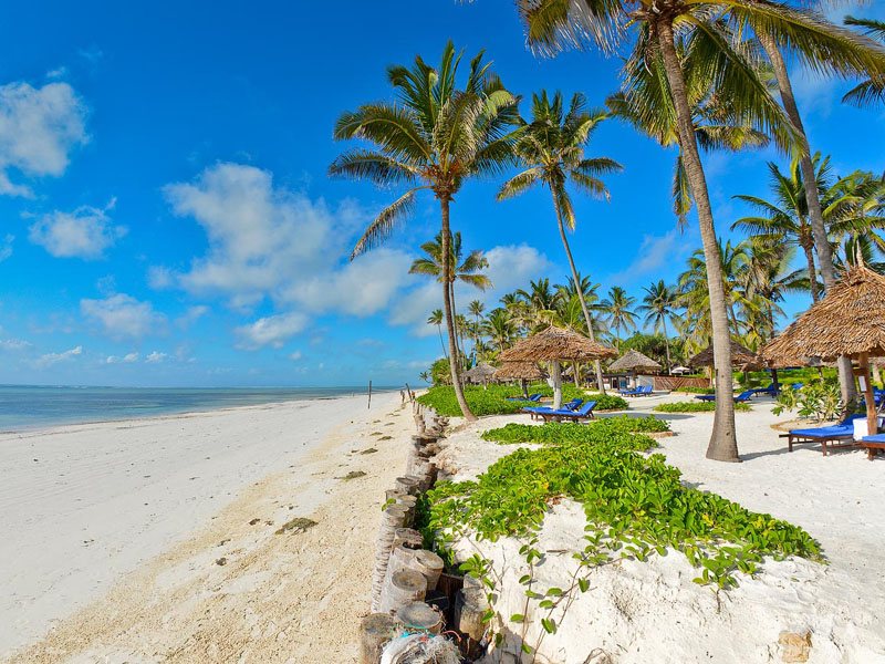 Breezes Beach Club & Spa 198957