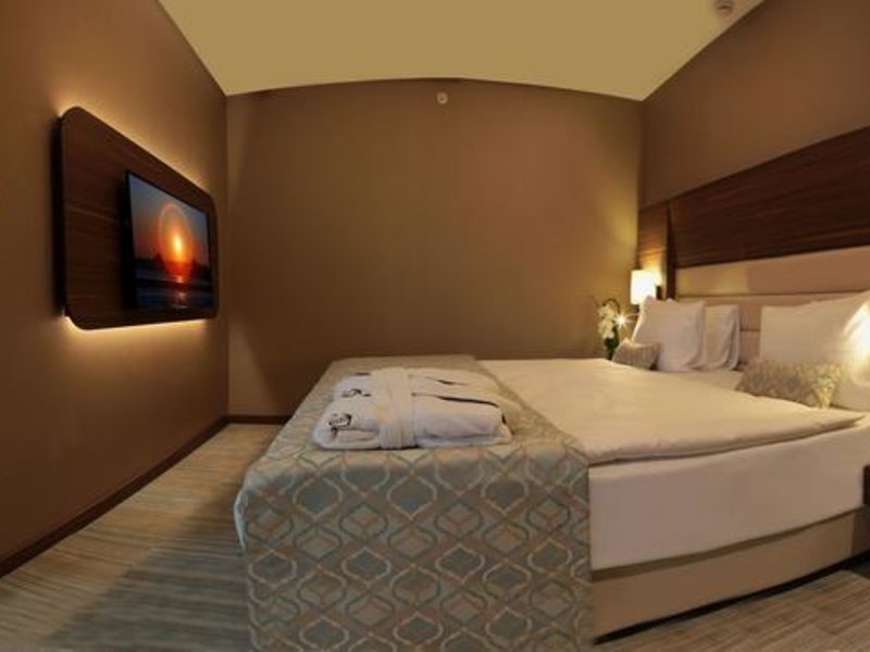 Bricks Airport 271455