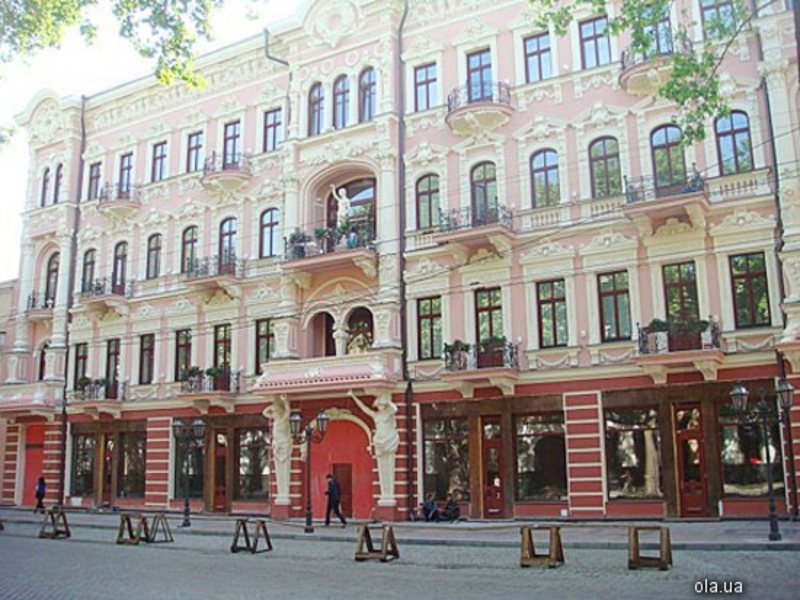 Bristol Hotel Odessa 14746