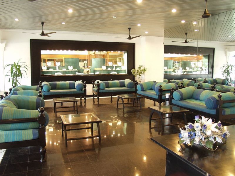 Browns Beach Hotel 107265