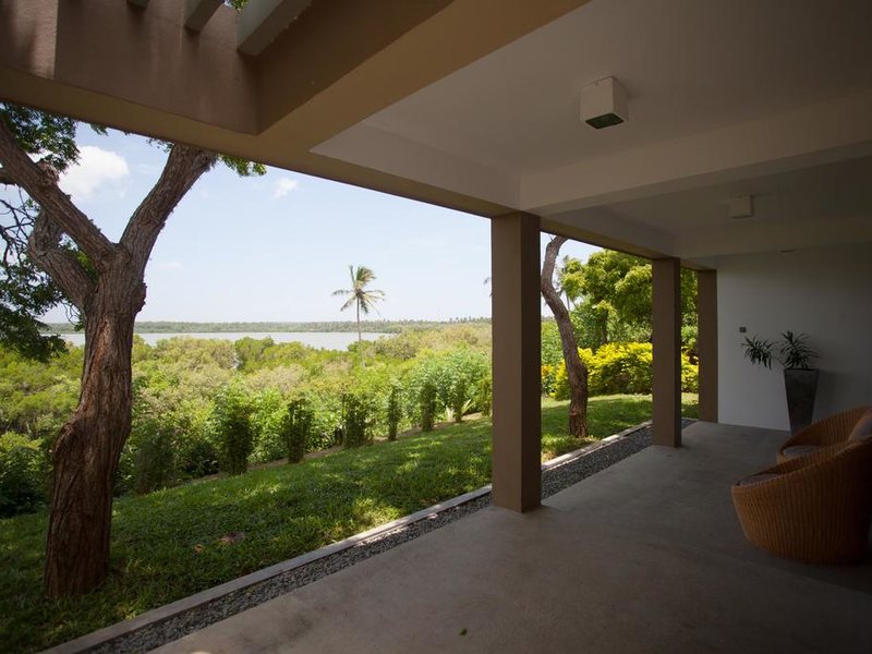 Buckingham Place 111113