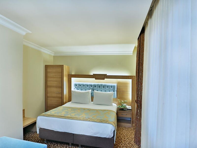 Budo Hotel 240642