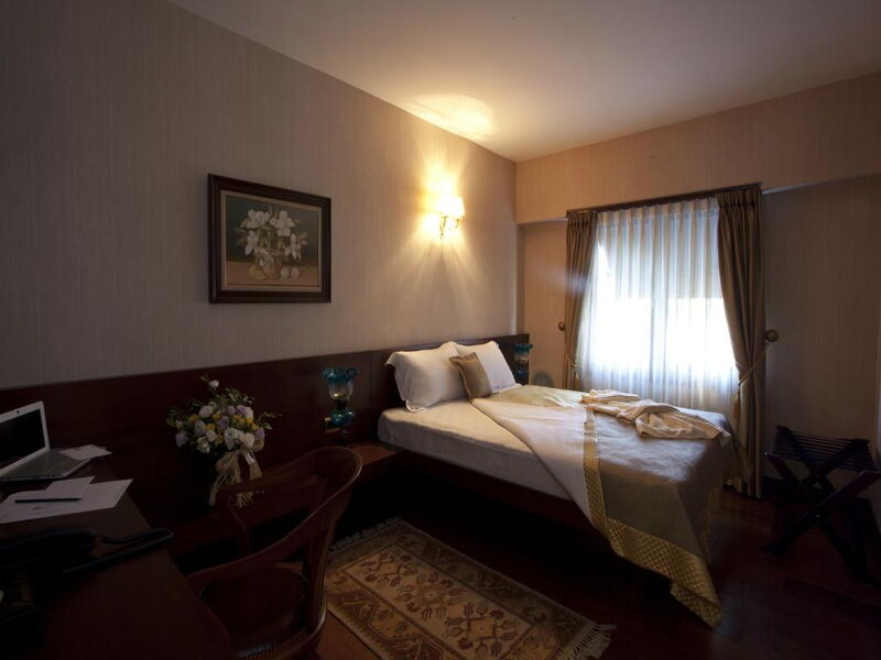 Burckin Hotel 194892