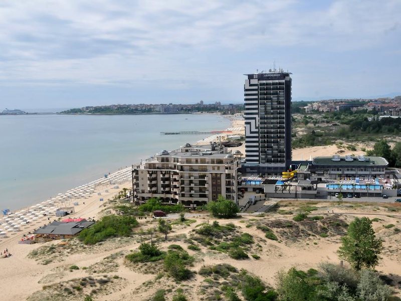 Burgas Beach 170171