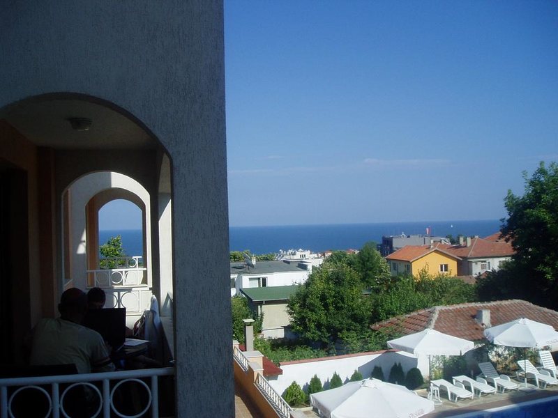 Byala Home Apartment Complex  164372