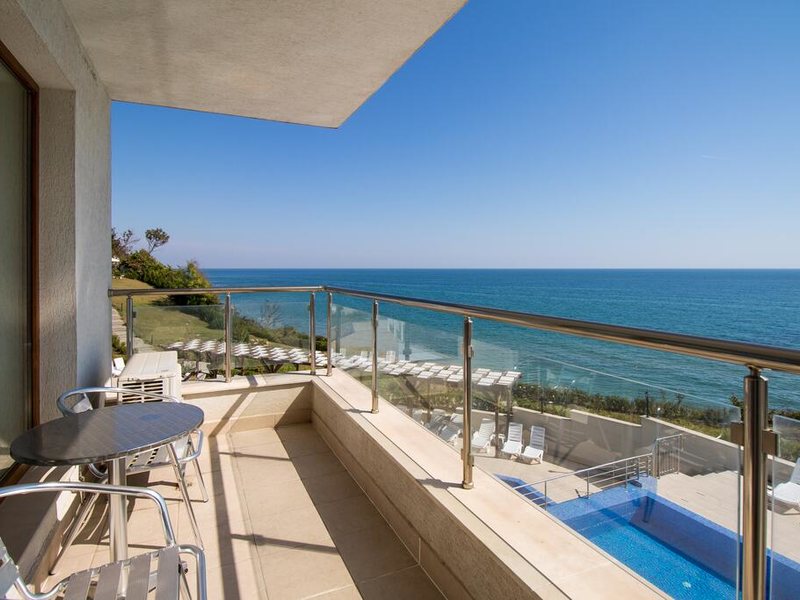 Byala Vista White Cliffs 318933