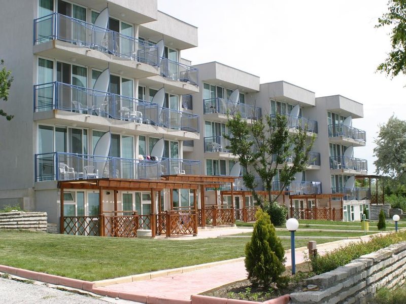 Byalata Laguna (White Lagoon)  164397