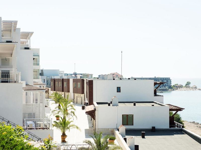 Byalata Laguna (White Lagoon)  164401