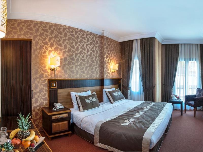 Byzantium Suites APT 194957