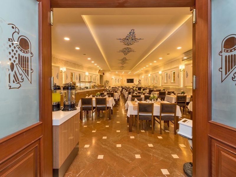 Byzantium Suites APT 194976