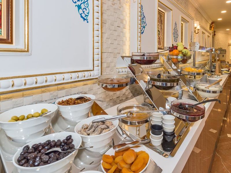 Byzantium Suites APT 194977