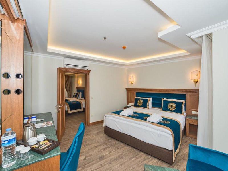 Byzantium Suites APT 194980