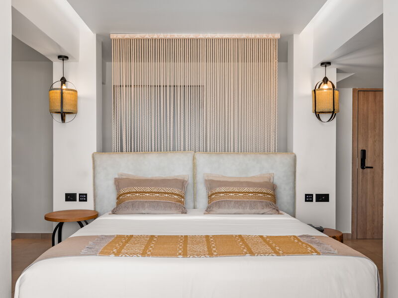 Cabana Blu Hotel and Suites 327538