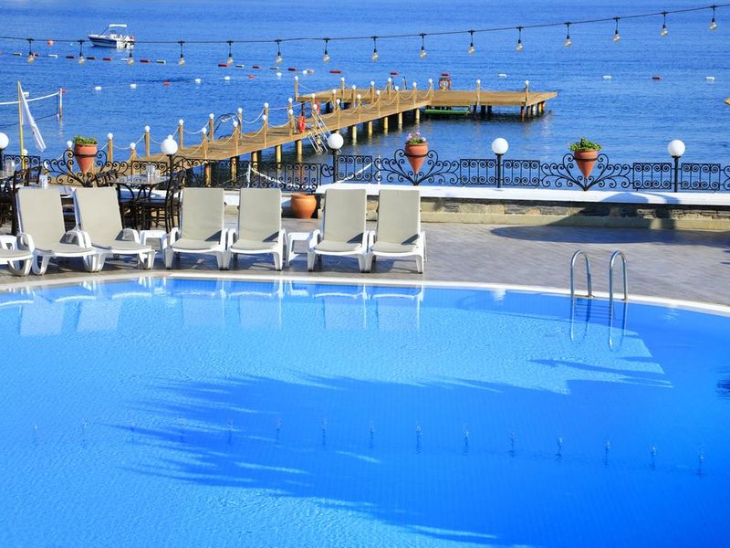 Cactus Fleur Beach Club 294658