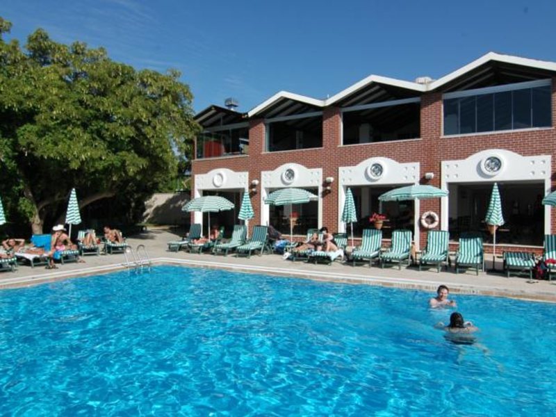 Cactus Mirage Family Club 63576