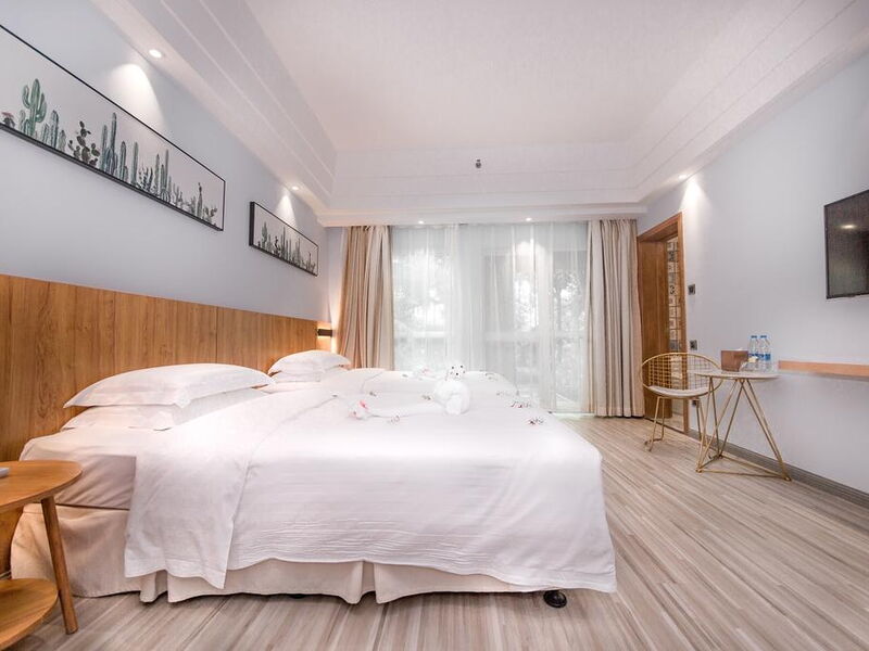 Cactus Resort Sanya 298331