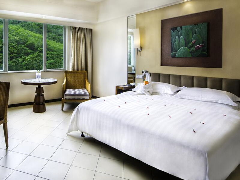 Cactus Resort Sanya 298341
