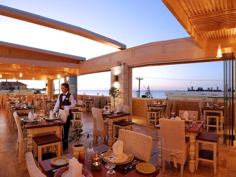 Cactus Royal Spa & Resort 83546