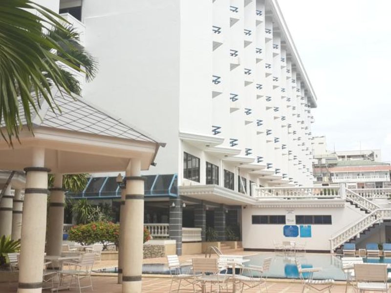 Caesar Palace 140210