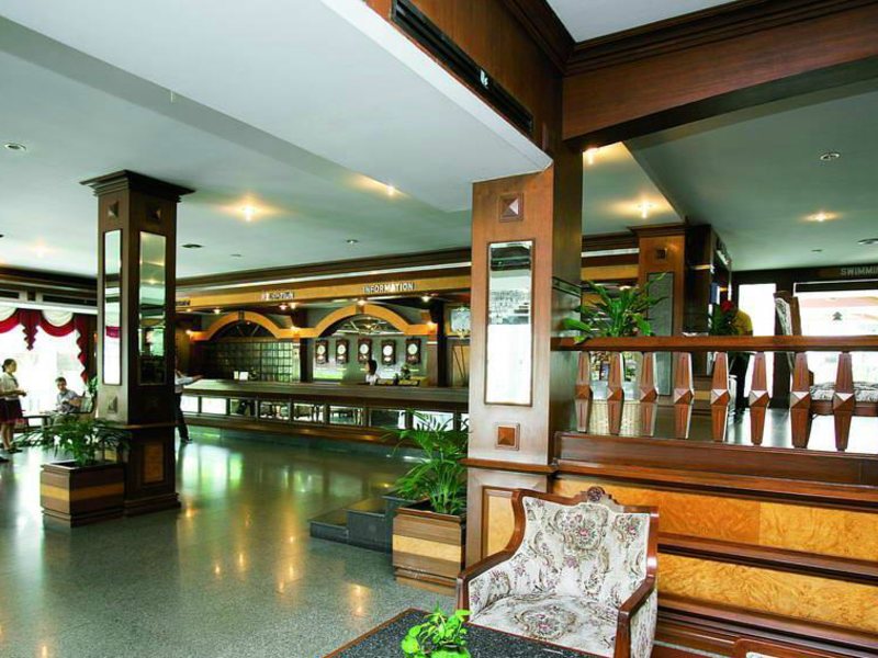 Caesar Palace 140215