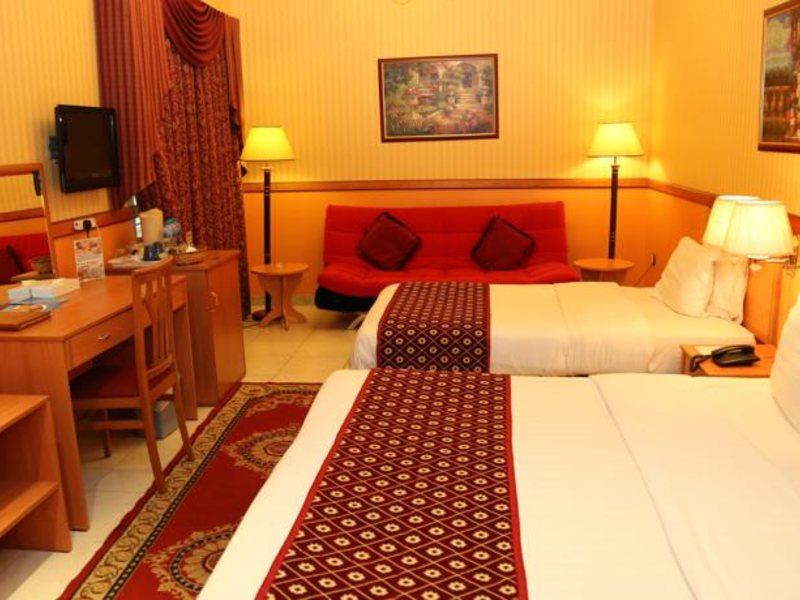 California Hotel 132159