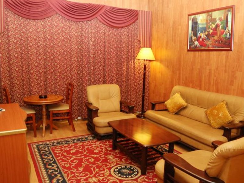 California Hotel 132164