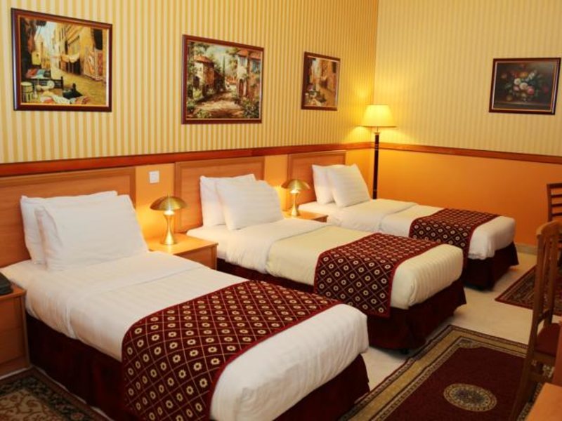 California Hotel 132165