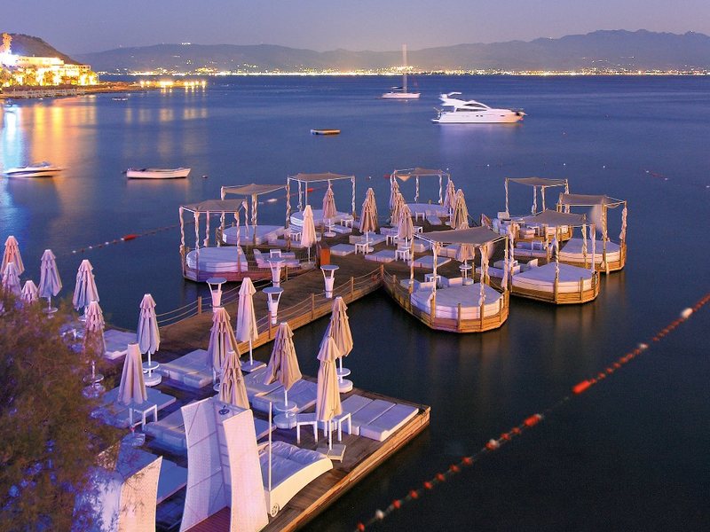 Camelot Boutique & Beach Hotel 182896