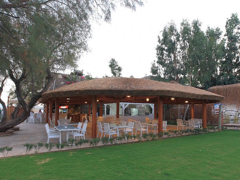 Camelot Boutique & Beach Hotel 182898