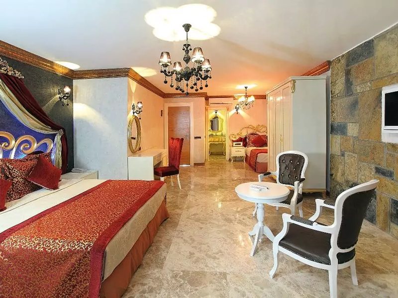 Camelot Boutique & Beach Hotel 182904