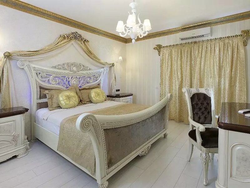 Camelot Boutique & Beach Hotel 182912