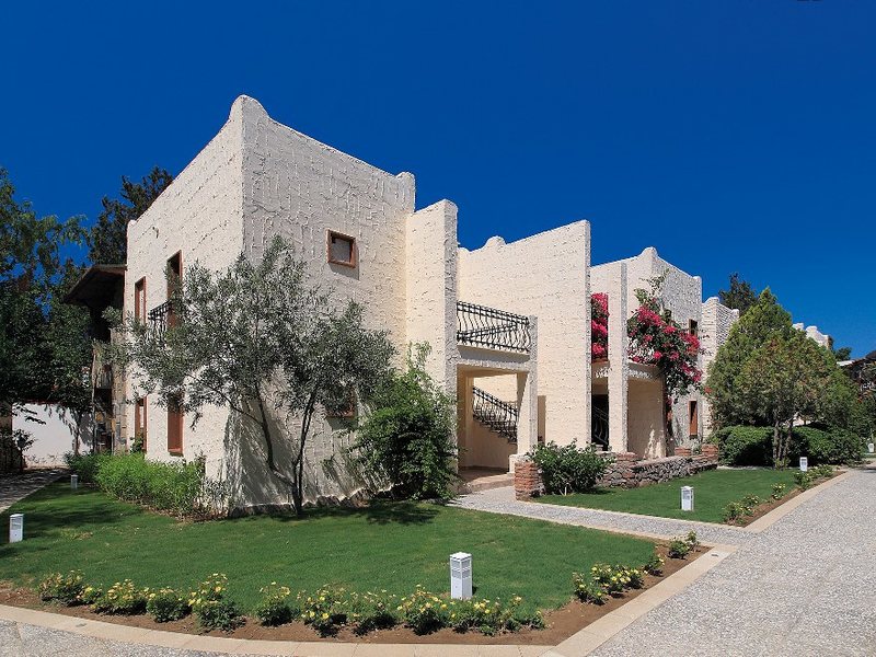 Camelot Boutique & Beach Hotel 182914