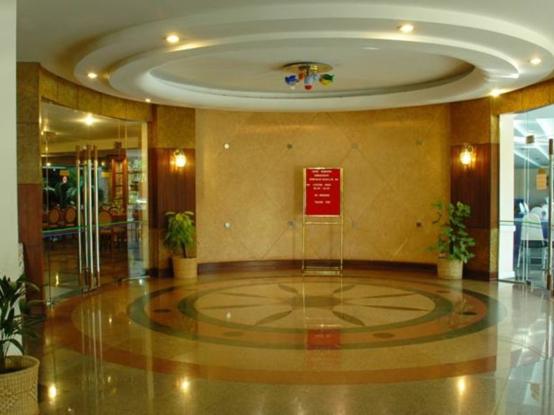 Camelot Hotel 140220