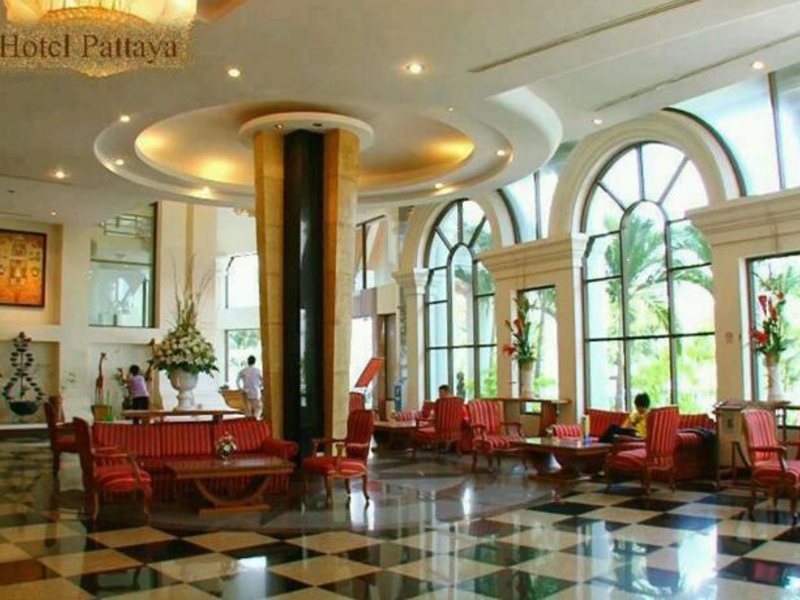 Camelot Hotel 140223