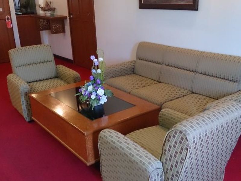 Camelot Hotel 140235