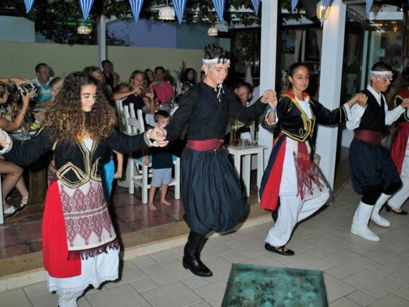 Camelot Royal Beds  76585