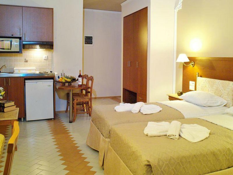 Camelot Royal Beds  76587