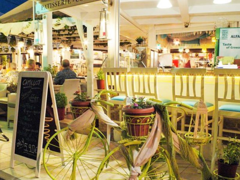 Camelot Royal Beds  76592