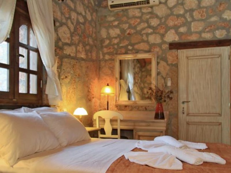 Camelot Royal Beds  76603