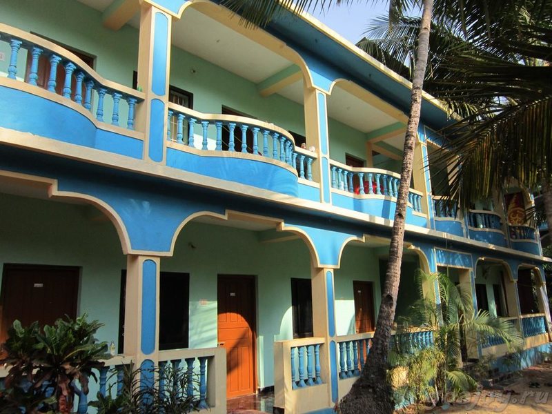 Camilo s Inn APT 244815