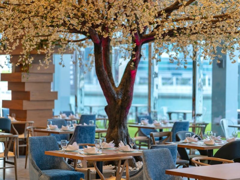 Canal Central Business Bay 299402