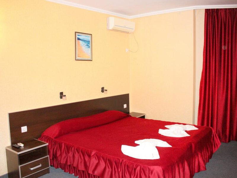 Cantilena Hotel 319365